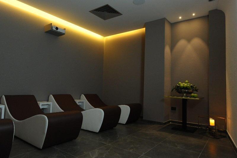 Hotel Up Wellness&Spa Foggia Exterior foto